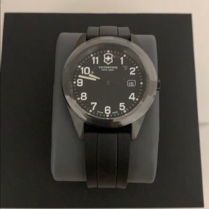 Victorinox Swiss Army Men’s Watch 26071.CB